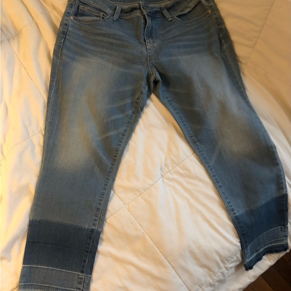 Arizona Jean Company Blue Ankle Cropped Jeans